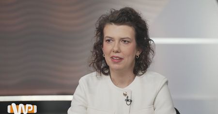 Miliony stron i setki nagrań. Kim naprawdę był Epstein?