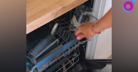 Tych rzeczy nie wkładaj do zmywarki. Po jednym cyklu będą do wyrzucenia