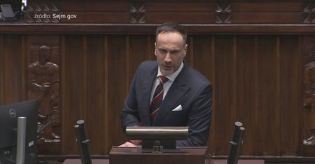 Kowalski reaguje na ustalenia WP. Ostre słowa w Sejmie