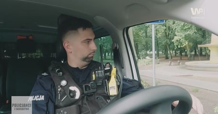 Zauważyli podejrzanego w parku. "No bo, no co wy chcecie znowu?"