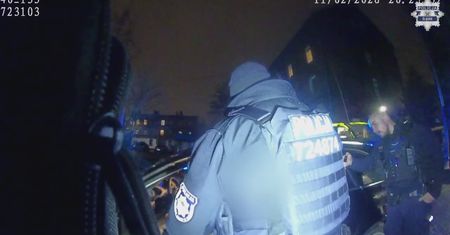 Wulgarnie krzyczał do policjantów. Zaskakujący finał interwencji