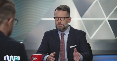 Tłit - Radosław Fogiel