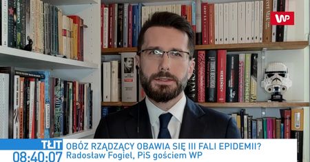 Fogiel: "Jarosław Kaczyński zaszczepi się jak zwykły obywatel"
