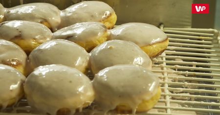 Pączki z dyskontu kontra pączki z cukierni. Syn Magdy Gessler porównuje