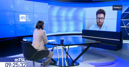 Waloryzacja emerytur. "Rząd woli drogie bonusy, które niszczą system"
