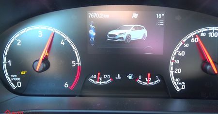 Ford Focus ST kombi 2.0 EcoBlue 190 KM (MT) - acceleration 0-100 km/h