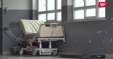 Szpitale powoli nie dają rady. Przybywa chorych. "Potrzebne większe kroki, by zapanować nad tym"