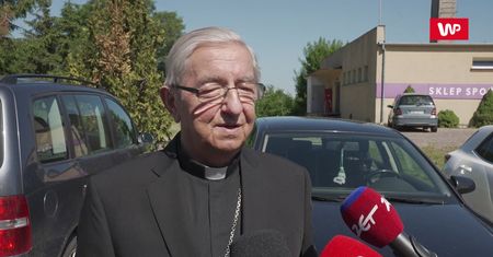Abp Głódź zabrał głos. "Sołtysów nie trzeba konsultować z Watykanem"