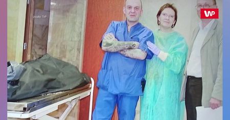 Rodziny ofiar katastrofy smoleńskiej reagują na zdjęcia Ewy Kopacz w kostnicy. "Dobrze się bawiła"