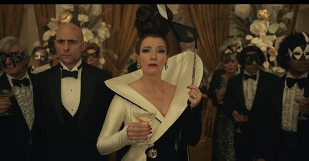 "Cruella"  (2021) - zwiastun filmu.