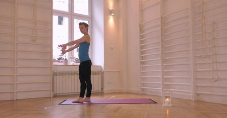 Pilates dla zdrowia kręgosłupa. Zobacz, jak bezpiecznie ćwiczyć