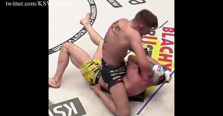 KSW 60. Dewastujące ciosy Wikłacza w końcówce! Walka o pas coraz bliżej