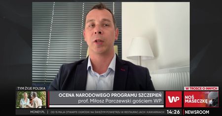 Prof. Parczewski mówi, czy trzeba będzie szczepić się 3 dawką preparatu przeciwko COVID-19