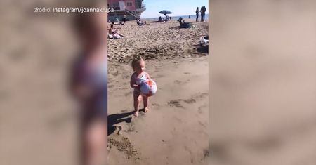 Joanna Krupa spędza czas z córeczką na plaży