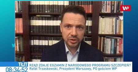 Szczepienia na COVID. Strażnicy miejscy w 1. grupie? Rafał Trzaskowski o wniosku MSWiA