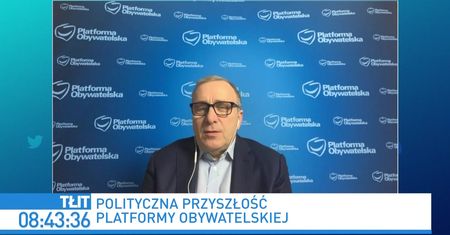 Szczepienia na COVID. Brakuje szczepionek? Schetyna: "Rząd sobie nie radzi"
