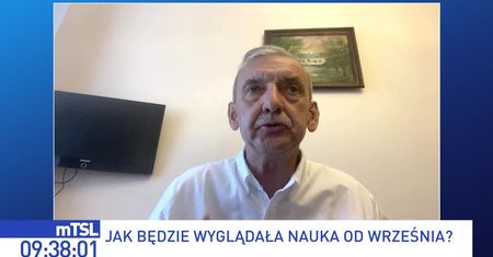 Powrót do szkół. Broniarz zwraca uwagę na poważny problem