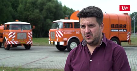 Śmieciarki sprzed lat powróciły na stołeczne ulice. Przywołują wspomnienia