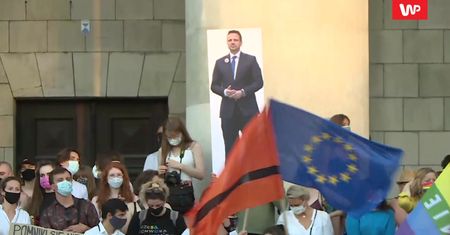 Protest po zatrzymaniu aktywistki LGBT. "Gdzie jest Trzaskowski?"