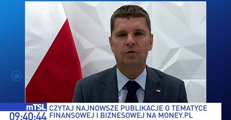 Szkoły w strefach czerwonych. Resort zrzuca decyzje na samorządy
