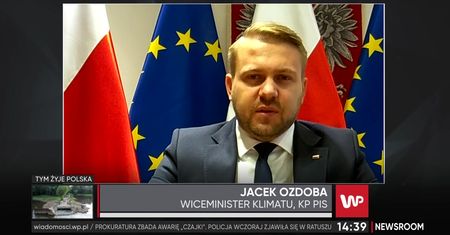 Mikołaj Pawlak wzięty pod obronę wiceministra Jacka Ozdoby. "Walczy o prawa najmłodszych"