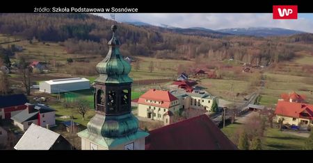 Blokada szkoły przez rodziców. Decyzja wójta wywołała burzę