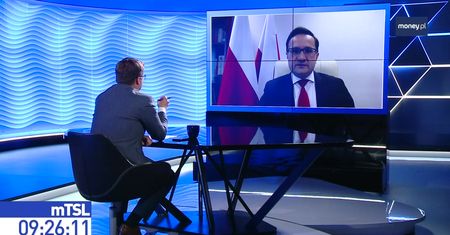 Oszustwa w dobie pandemii. "Banki przerzucają ciężar na klientów"