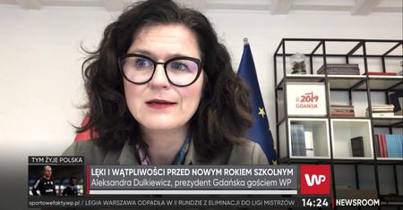 Dzieci wracają do szkół. Aleksandra Dulkiewicz mówi, czy jej córka także