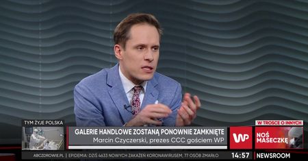 Galerie handlowe. Polacy ograniczają wydatki, firmy kuszą promocjami