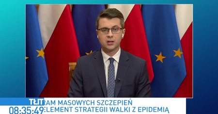 Szczepionka na COVID. Piotr Müller zdradza szczegóły
