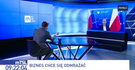 Przedsiębiorcy skarżą się na brak wsparcia, wznawiają działalność. Semeniuk odpowiada, co im grozi