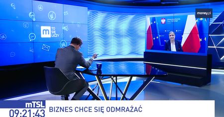 Money. To się liczy