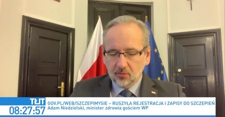 Koronawirus w Polsce. Szturm Polaków na system rejestracji na szczepienia. Adam Niedzielski zdradza szczegóły