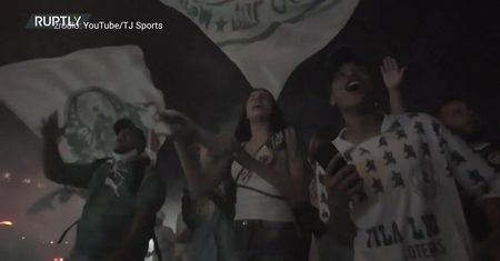 #dziejesiewsporcie: szaleństwo w Sao Paulo. Fanatyczni kibice wyszli na ulice!