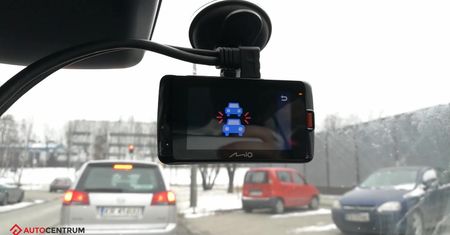 Jedna kamera to za mało - rejestrator MIO ma oczy z tyłu głowy