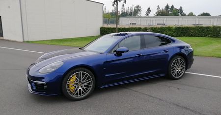 Porsche Panamera: pierwsza jazda odświeżonym modelem