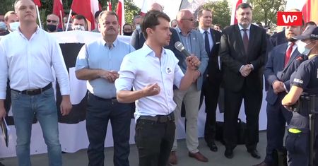 Protest rolników w Warszawie. "PiS chce toporem naprawiać rolnictwo"