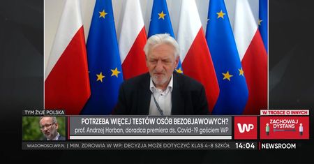 Profesor Andrzej Horban o zmianach dla uczniów w klasach 4-8. "Wstrzymać oddech i poczekać"