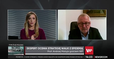 Koronawirus. Sznur karetek przed SOR. Lekarz przestrzega: "dzisiaj w Warszawie, jutro w Krakowie"