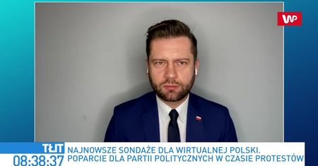 Tłit - Kamil Bortniczuk