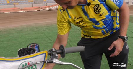 Żużel. PGE Ekstraliga 2020: odpalamy motocykl - żużlowa nauka jazdy