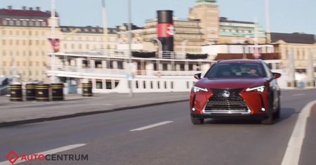 Lexus UX - pierwsze spotkanie