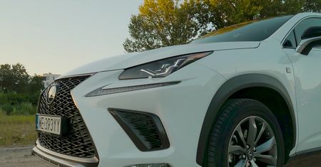 Lexus NX300h – od 7 lat na rynku i coraz popularniejszy. W czym tkwi sukces?