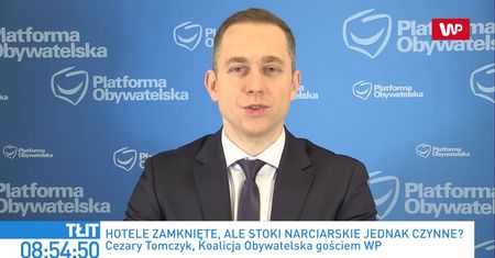 Ferie zimowe 2021. Co z wyjazdami na narty? Cezary Tomczyk: sprawa jest kuriozalna