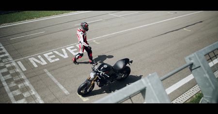 Ducati Monster 1200 S - mocny naked o wyjątkowym stylu