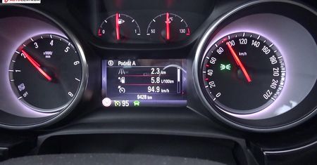Opel Astra 1.6 Turbo 200 KM (MT) - pomiar zużycia paliwa
