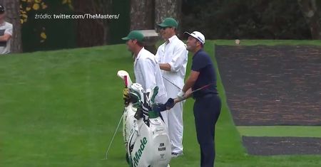 #dziejesiewsporcie: kapitalne uderzenie na polu golfowym. Nagranie jest hitem