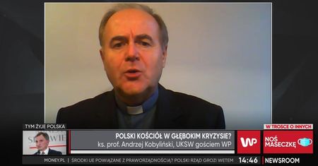 Ksiądz Andrzej Kobyliński: Odchodzi do lamusa tradycyjna wersja Kościoła