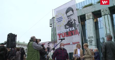 Mocne słowa Igora Tulei. Mówi o "politycznych gangsterach w garniturach"