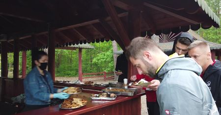 Siatkówka. Wielki grill reprezentacji Polski. Zobacz jak integrują się siatkarze!